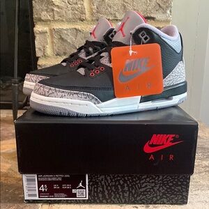 Kids Nike Air Jordan 3 Retro Sneakers - Black Gray Boys Size 4.5